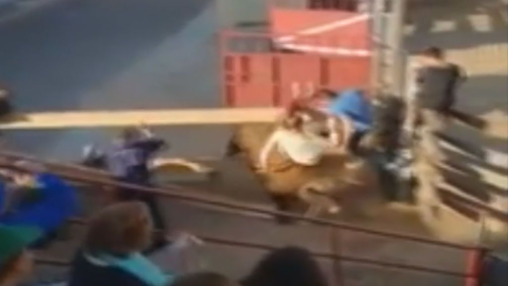 Dos mujeres heridas al escaparse un toro en un encierro en una localidad de Cuenca
