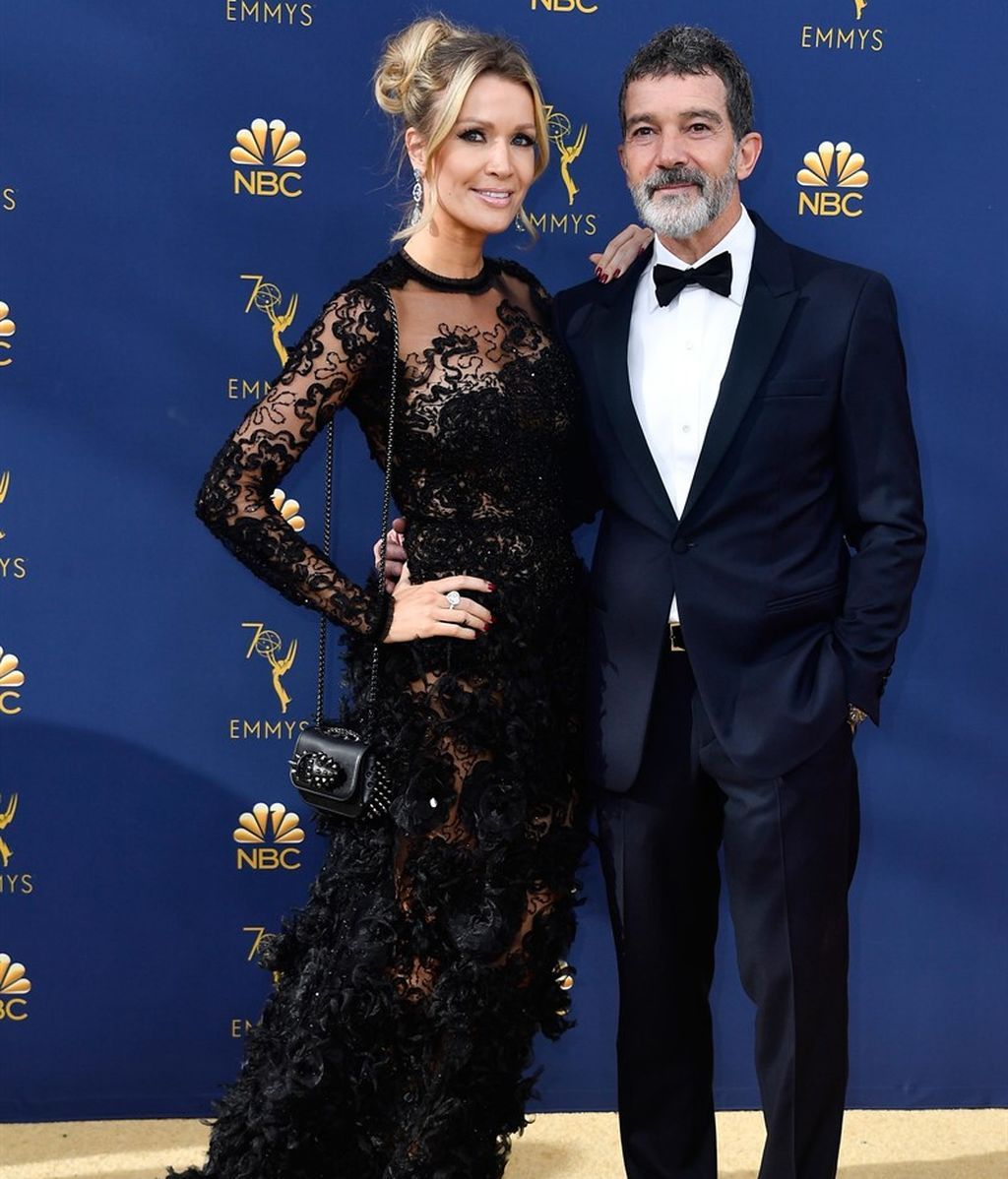 Emmy. Antonio Banderas y Nicole Kimpel.