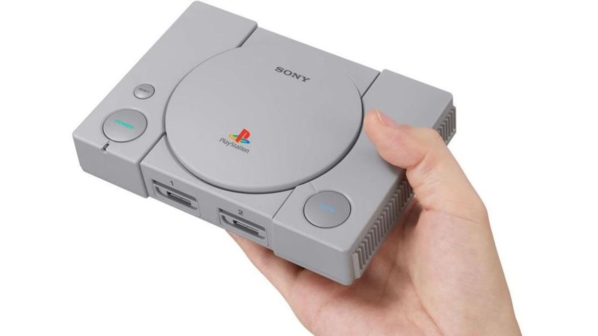 Sony lanza una edición retro de su Playstation original con 20 juegos clásicos