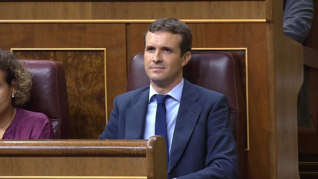 Casado y Sánchez se enzarzan en el Conrgeso a cuenta de la convocatoria de elecciones