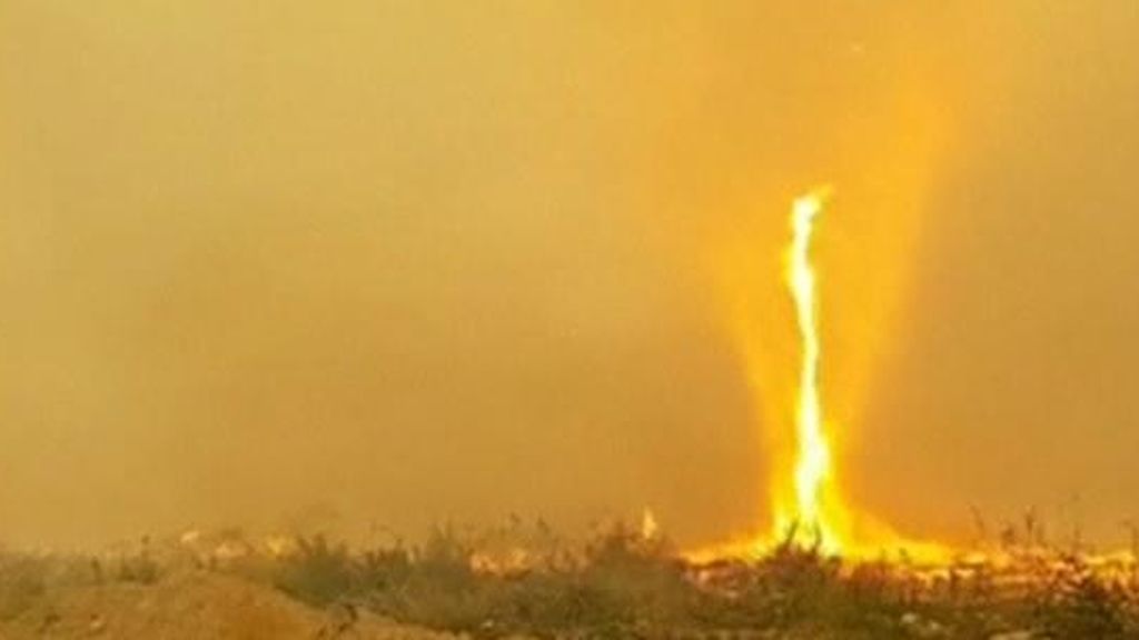 Impresionantes imágenes de un tornado de fuego