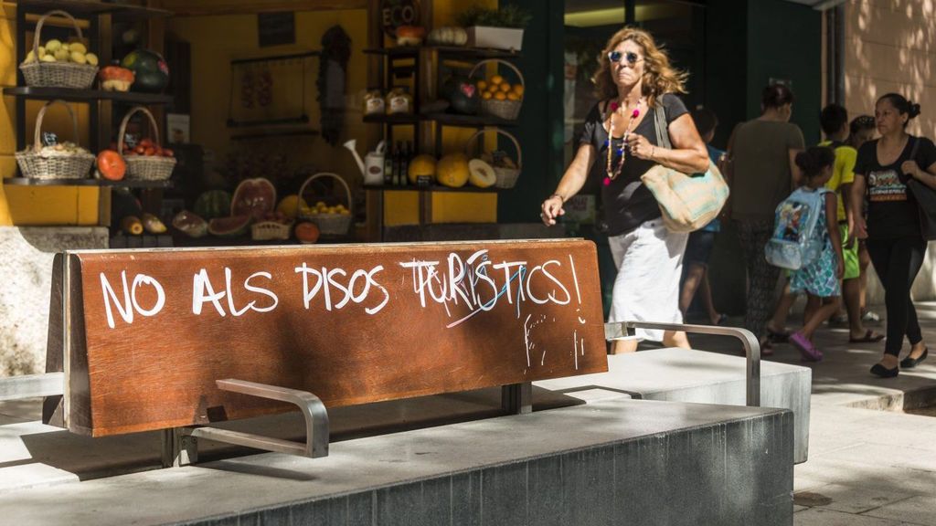 Las comunidades de vecinos podrán impedir las viviendas de uso turístico en sus bloques Las comunidades de vecinos podrán impedir las viviendas de uso turístico en sus bloques
