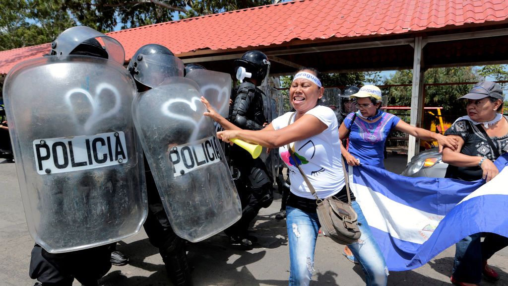 Una mujer fallece por disparos de la policía durante una protesta en Nicaragua