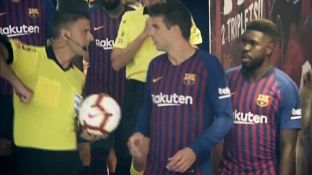 Piqué le recordó a Gil Manzano en el descanso que su historial habla por sí solo Piqué le recordó a Gil Manzano en el descanso que su historial habla por sí solo