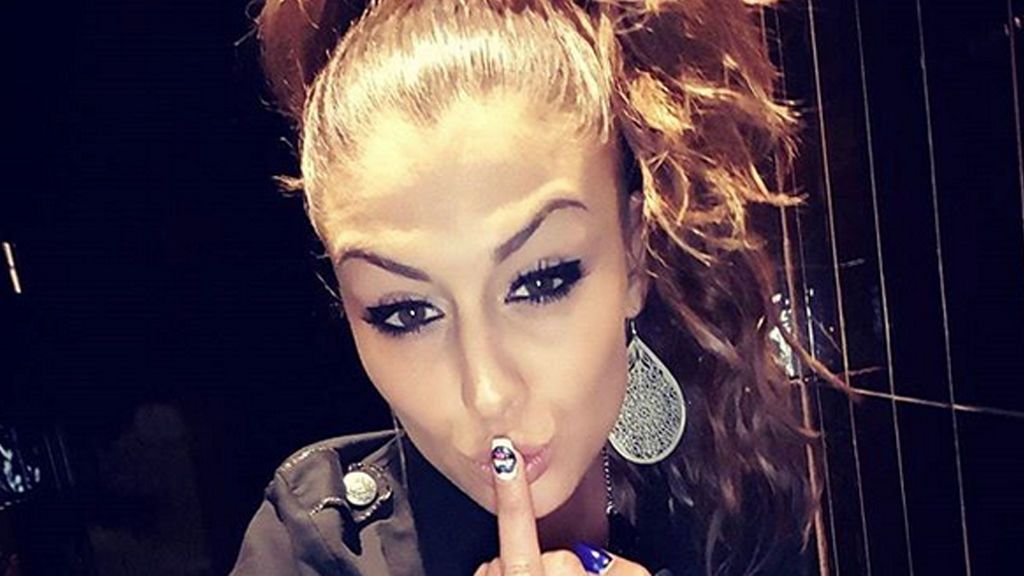 Clara Toribio 'GH', tras ser acosada, se ve obligada a cambiar el número de teléfono Clara Toribio 'GH', tras ser acosada, se ve obligada a cambiar el número de teléfono