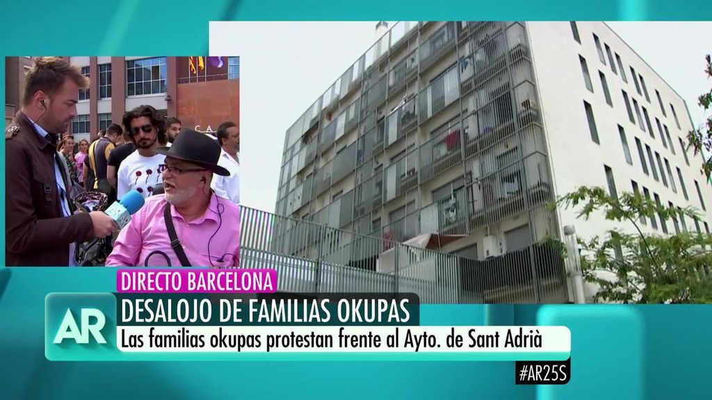 Los okupas de La Mina se niegan a irse a pesar de 30 sentencias de desahucio