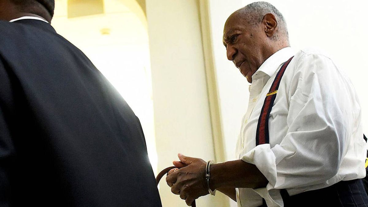 Bill Cosby, de icono de la cultura en EEUU a villano repudiado y condenado a un máximo de 10 años de cárcel