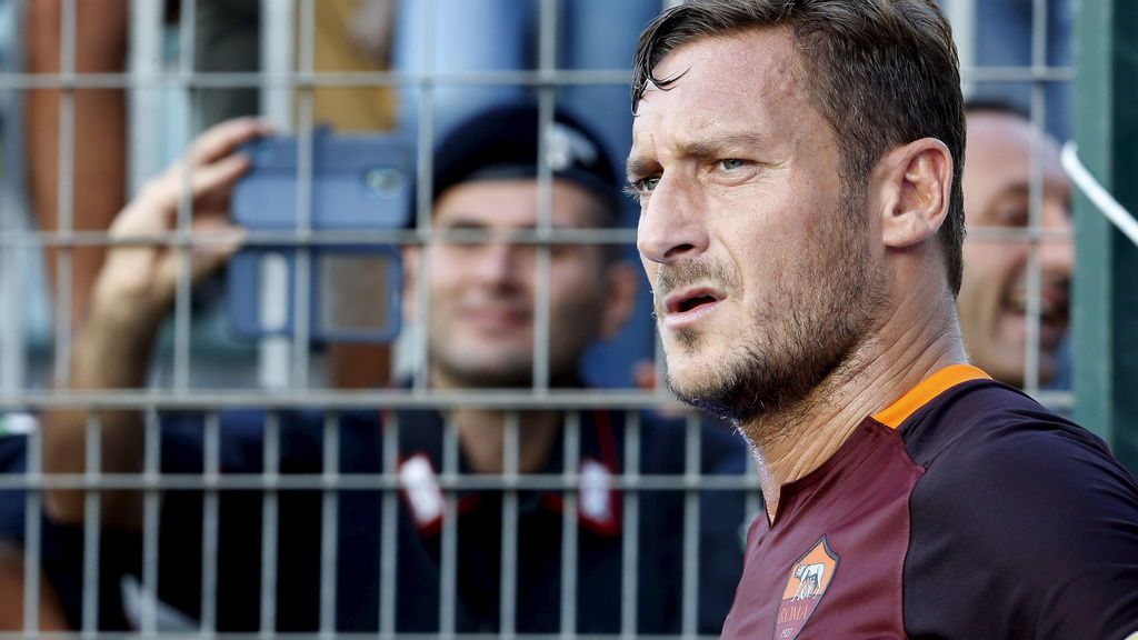 La surrealista petición de un preso: se queda dos semanas más en la cárcel para conocer a Totti