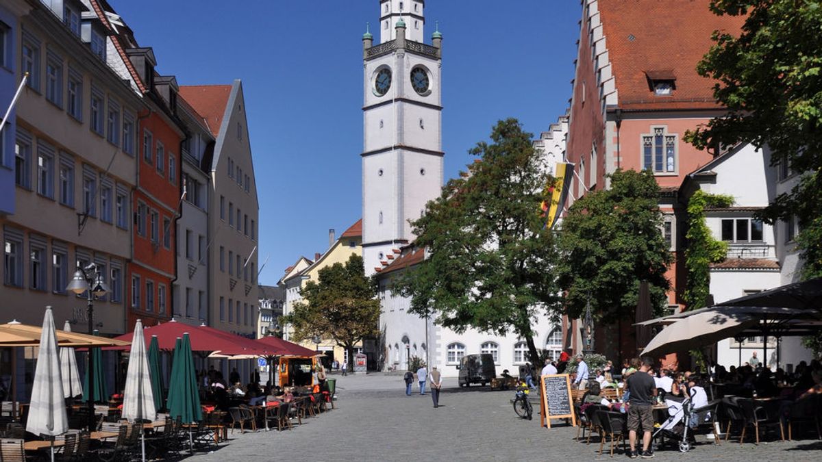 Un hombre acuchilla a tres personas, una de ellas grave, en Ravensburg, Alemania