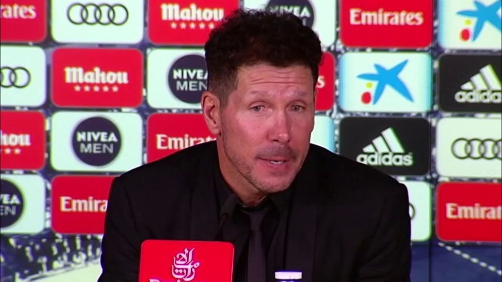 Simeone, dudoso de algunas decisiones arbitrales en el derbi
