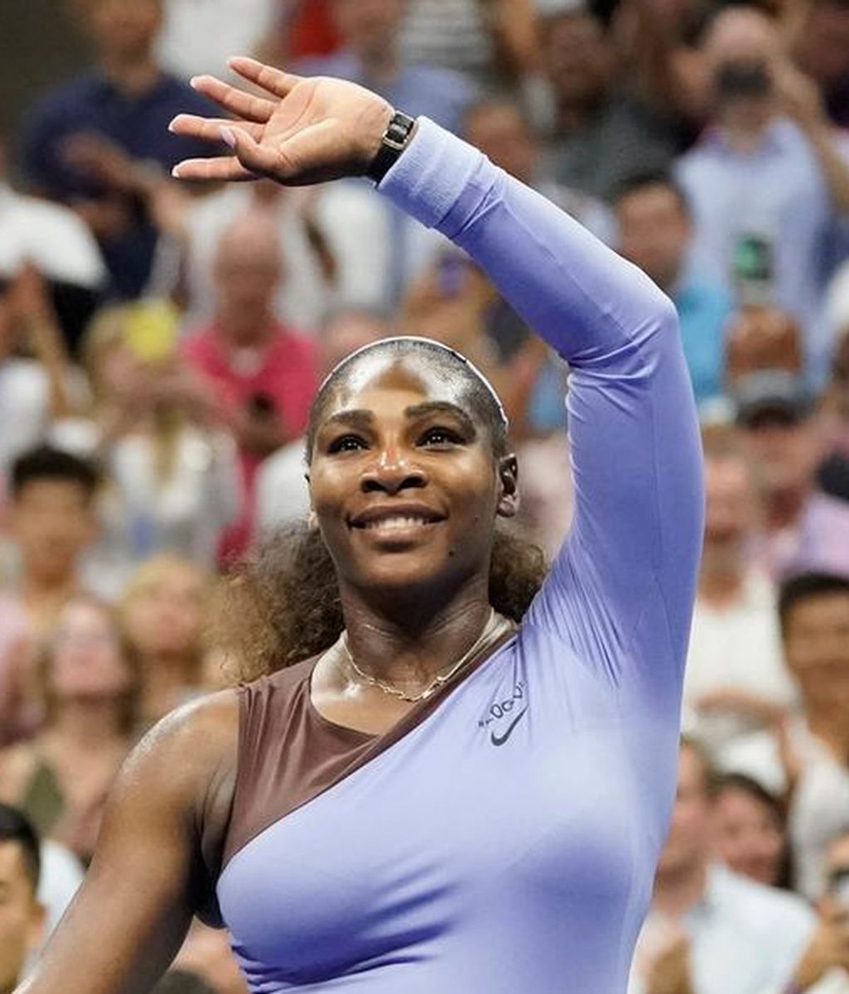 Serena Williams canta 'I touch Myself' en topless para una campaña contra el cáncer