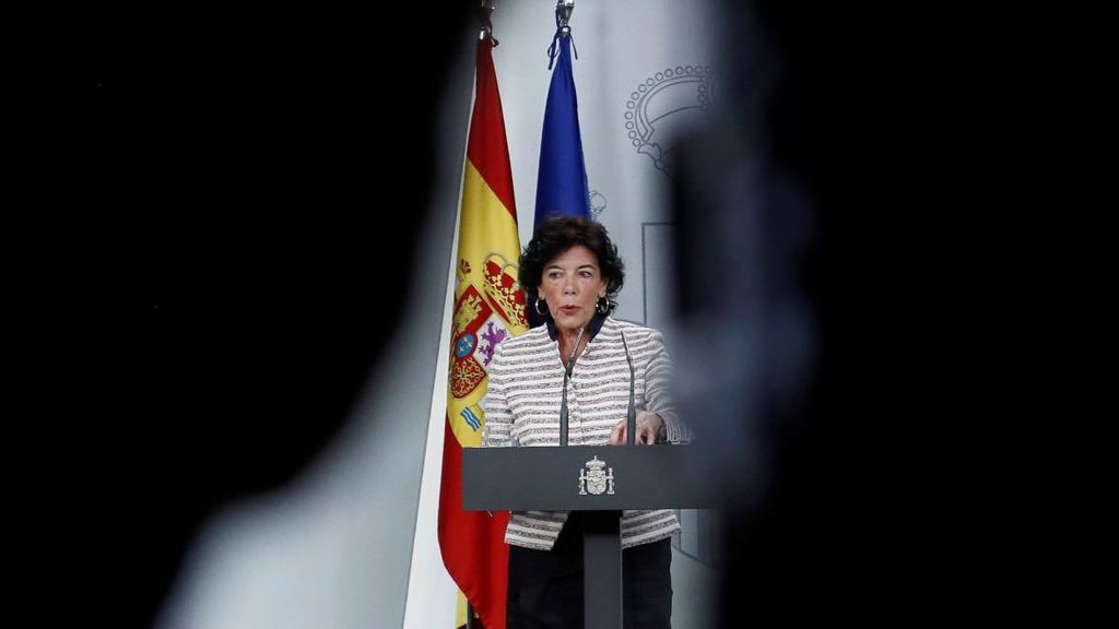 "El presidente catalán no tiene que esperar un mes: le decimos que autogobierno sí, independencia, no"