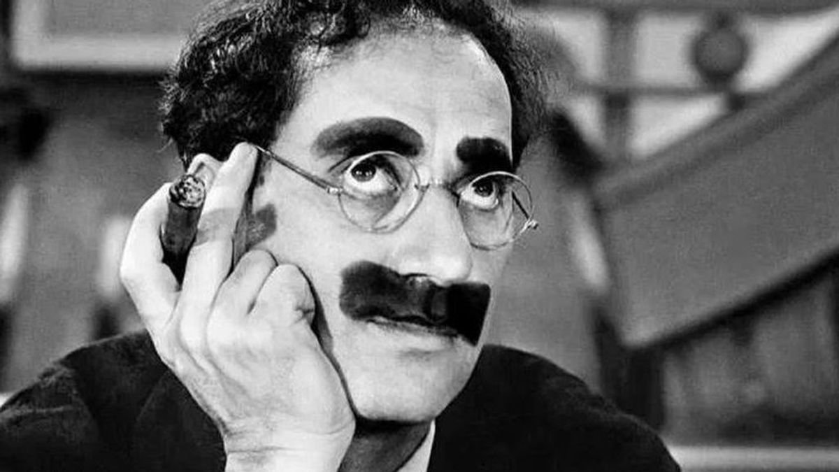 100 frases para recordar a Groucho Marx, el hombre que hoy sería políticamente incorrecto