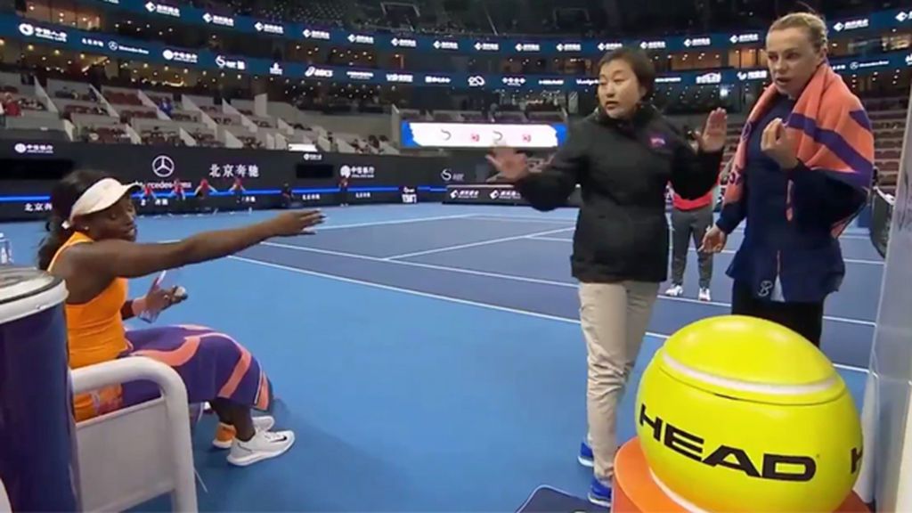 Bronca entre Pavlyuchenkova y Stephens: Bronca entre Pavlyuchenkova y Stephens:
