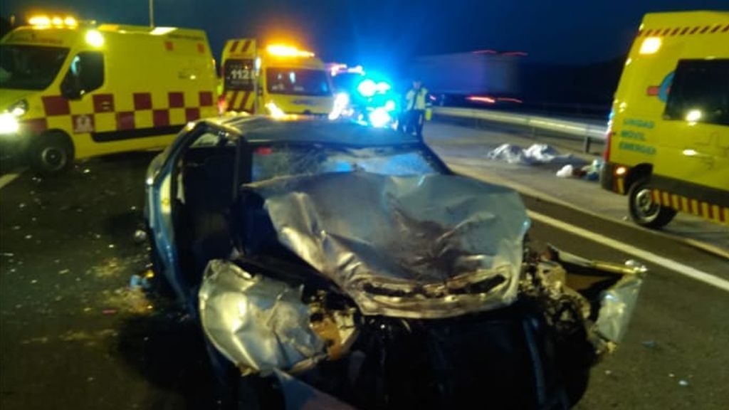 Grave accidente de tráfico en Jumilla (Murcia): Un choque deja dos muertos y dos heridos Grave accidente de tráfico en Jumilla (Murcia): Un choque deja dos muertos y dos heridos
