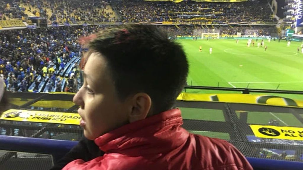 Boca Juniors cumple el sueño de Mauro, el niño transexual de 14 años que ha hecho historia en Argentina
