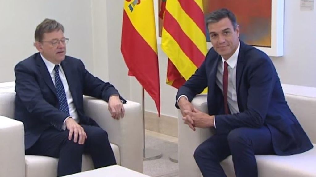 El presidente Sánchez y Puig cazados por las cámaras con Cataluña: Es una vergüenza, pero es lo que hay El presidente Sánchez y Puig cazados por las cámaras con Cataluña: Es una vergüenza, pero es lo que hay