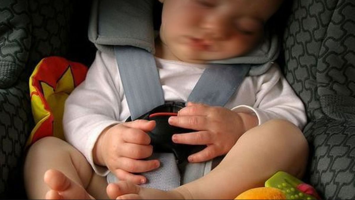 ¡Atento, niño a bordo! : Las aplicaciones y dispositivos para que no olvides a tu bebé en el coche