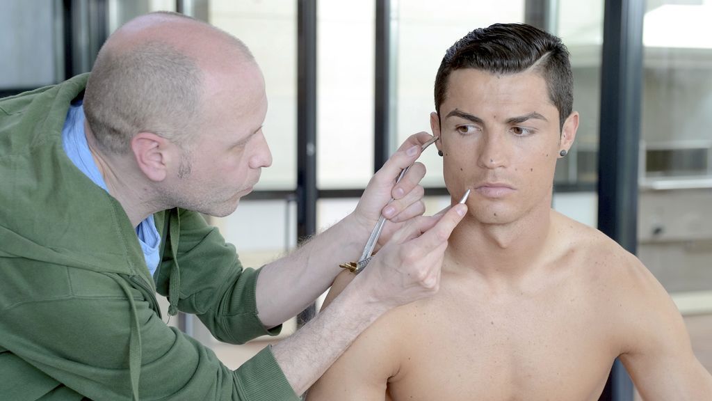 El privilegio de ser la figura de cera de Cristiano Ronaldo: tiene su propio peluquero