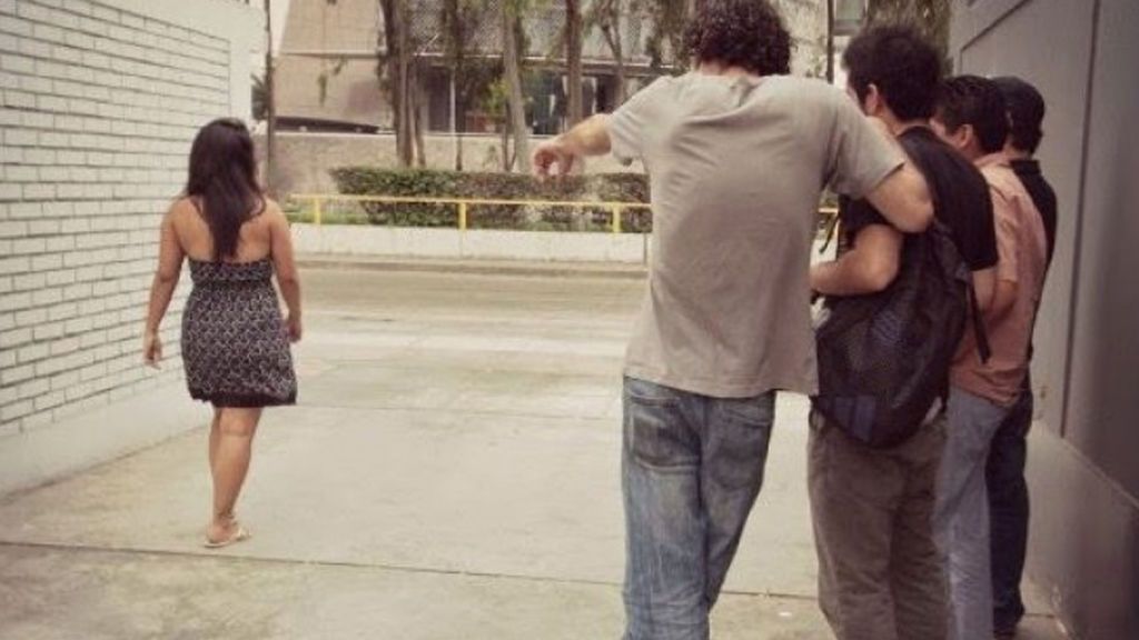 El Acoso Callejero A Mujeres Jóvenes Diario Y Normalizado En Todo El Mundo