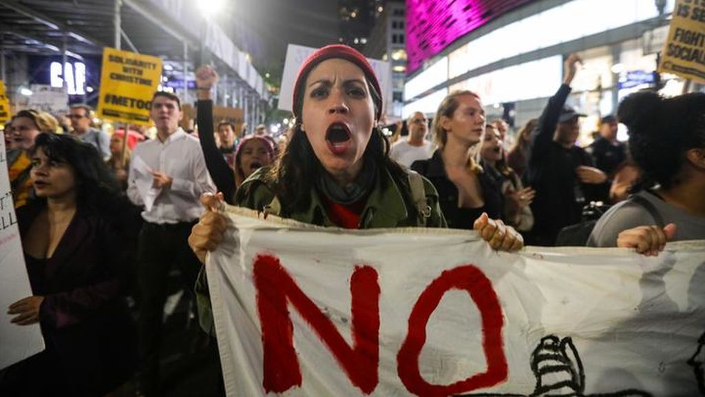 Las protestas contra Kavanaugh delante del Capitolio estadounidense deja 164 detenidos