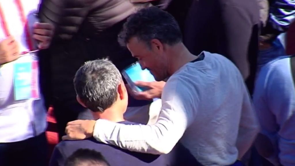 La curiosa imagen que ha dejado la reunión de entrenadores en la RFEF