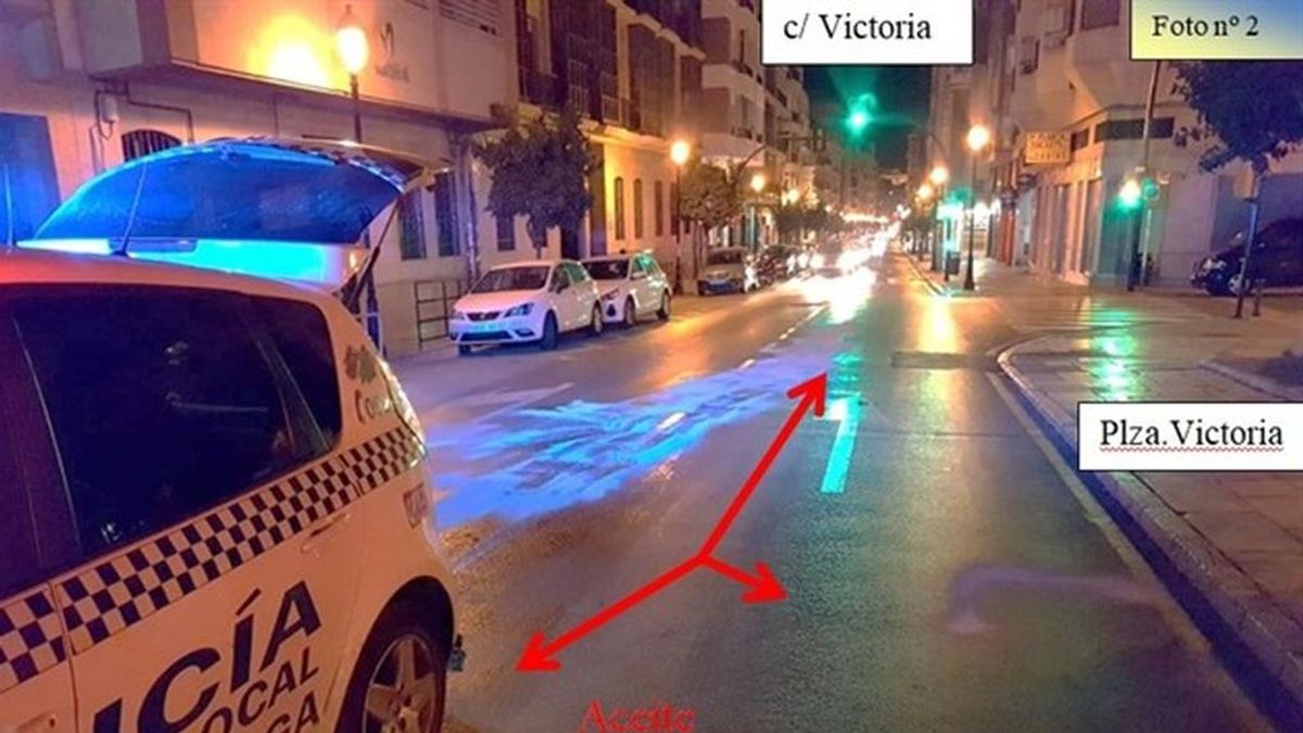 "A ver si la gente se mata":  detenido en Málaga por derramar  aceite de oliva en la calzada