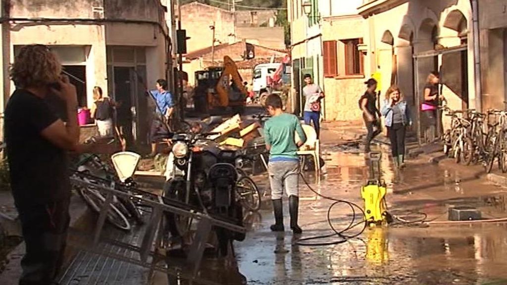 Sant Llorenç trata de recuperar la normalidad después de la riada