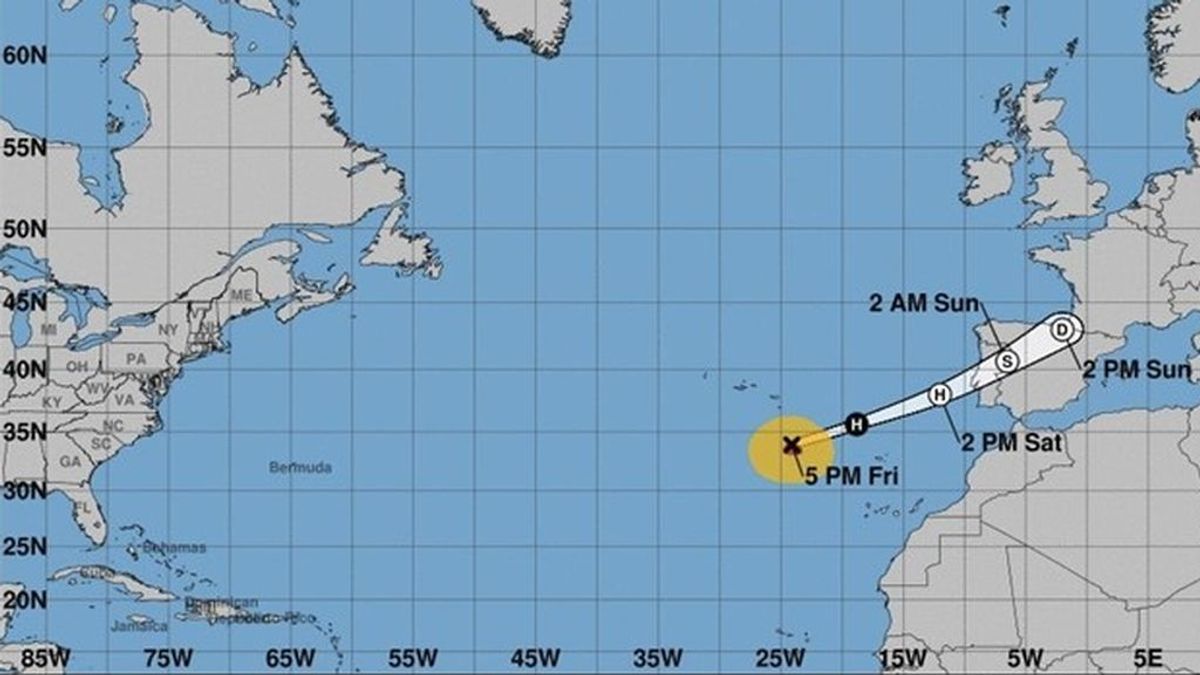 El huracán Leslie podría llegar a la península esta madrugada