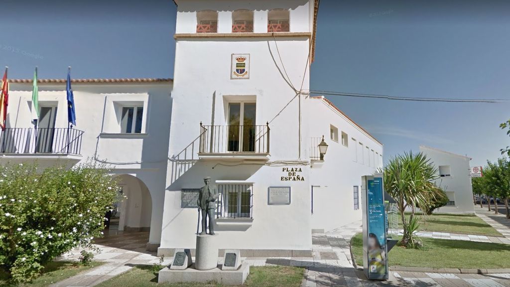 Dieciséis heridos, entre ellos un bebé y tres niños, al escaparse una vaquilla en un festejo en Badajoz
