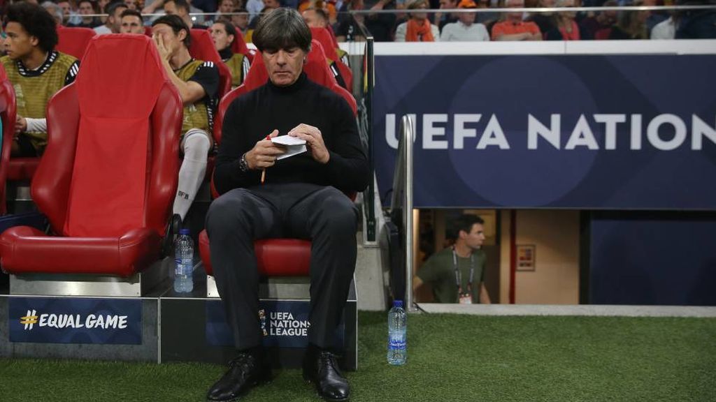 Joachim Löw, en la cuerda floja tras la derrota de Alemania ante Holanda