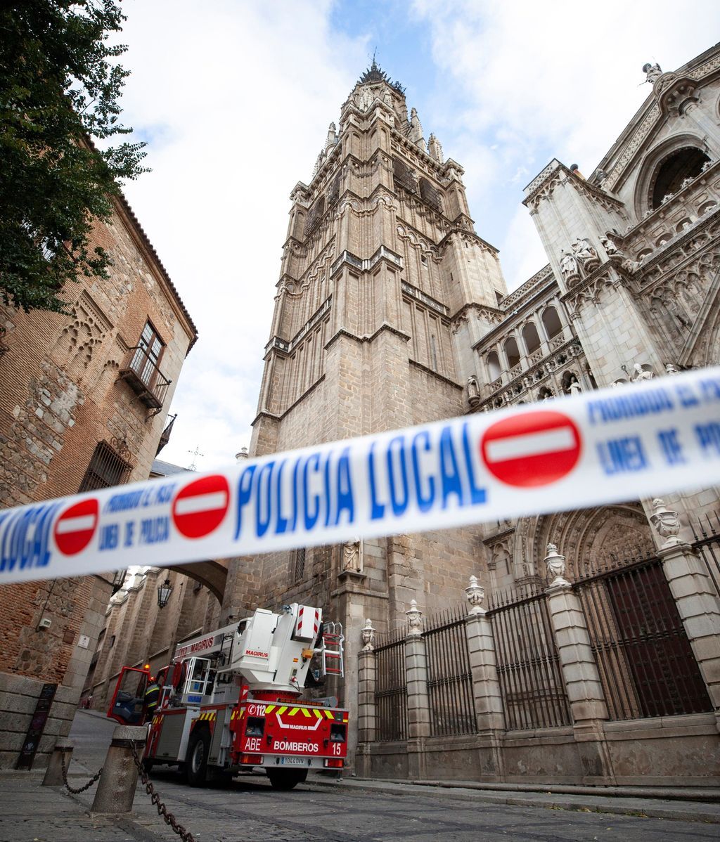 cornisa catedral toledo se desprende parte de la catedral de toledo cornisa catedral toledo se desprende parte de la catedral de toledo