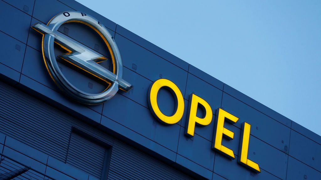 La Policía alemana registra las oficinas de Opel por sospecha de fraude en sus motores diésel La Policía alemana registra las oficinas de Opel por sospecha de fraude en sus motores diésel