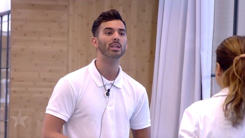 Suso discute con Mónica