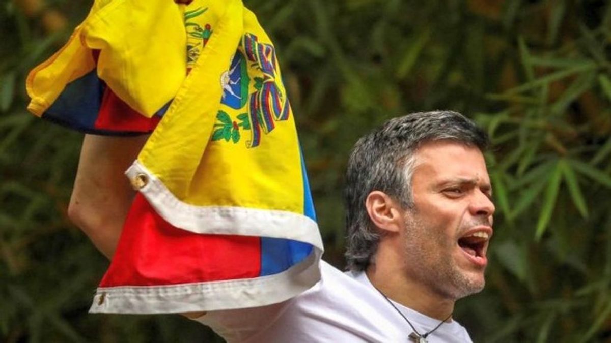 El servicio de Inteligencia irrumpe en la casa de Leopoldo López para grabar "una fe de vida"