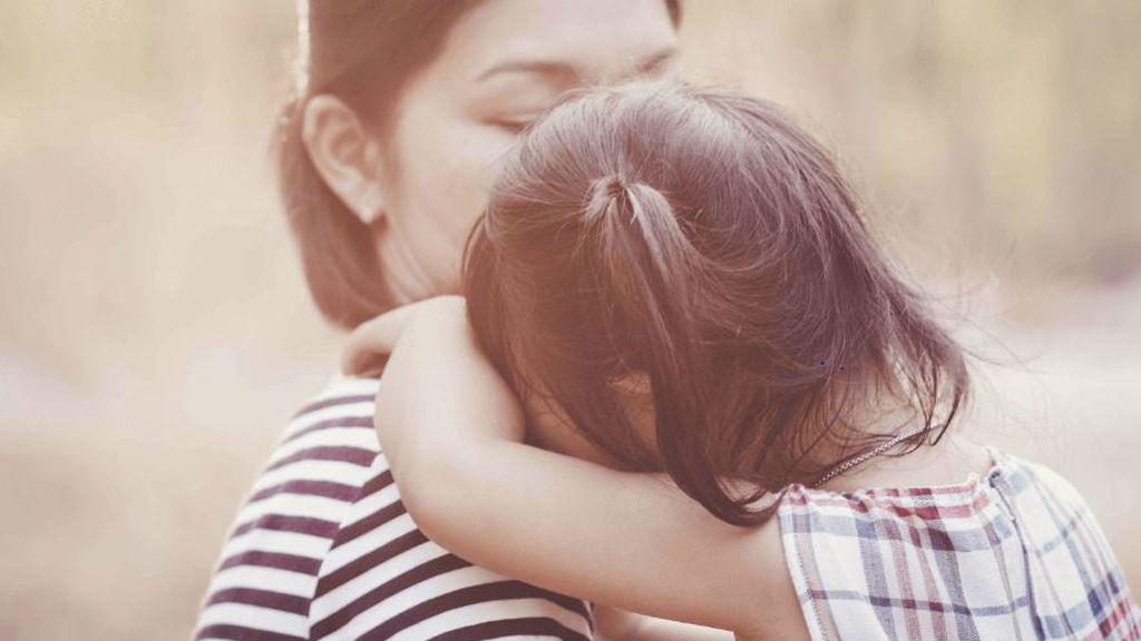 Madre sola en España:  El 43% sin trabajo y el 17% con un empleo en negro