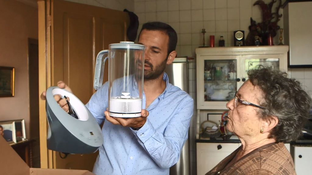El timo de las jarras de agua que reducen el cáncer: ¡Asunción pagó 2.395 euros!
