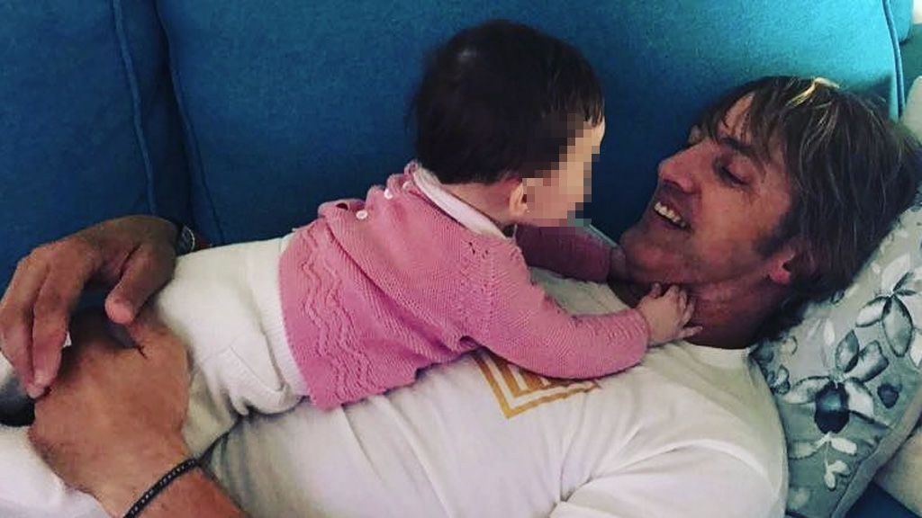 Ismael Beiro, emocionado, anuncia que ha sido padre y desvela el nombre de su bebé