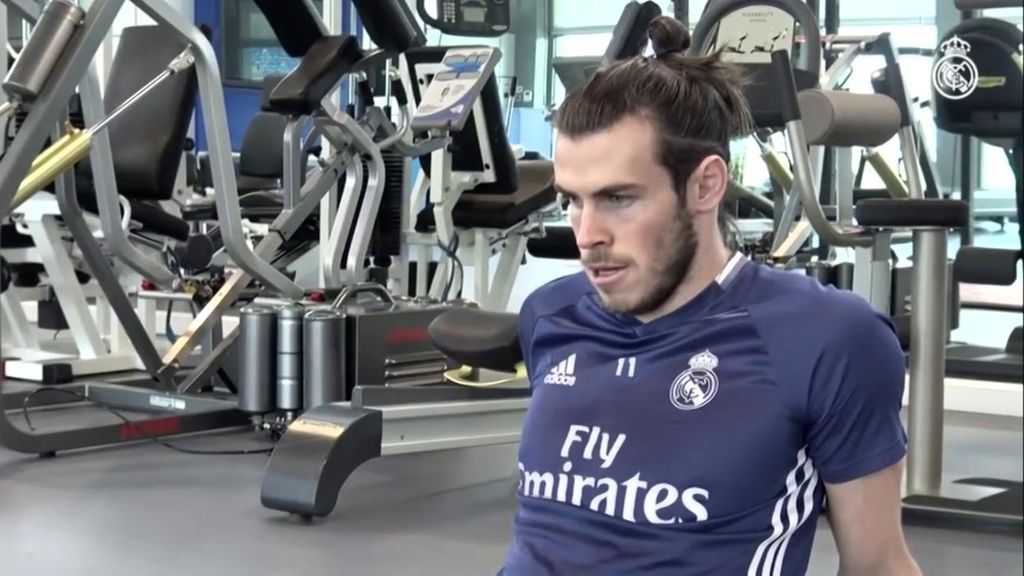 Y al cuarto día... Bale por fin entrenó con el grupo Y al cuarto día... Bale por fin entrenó con el grupo