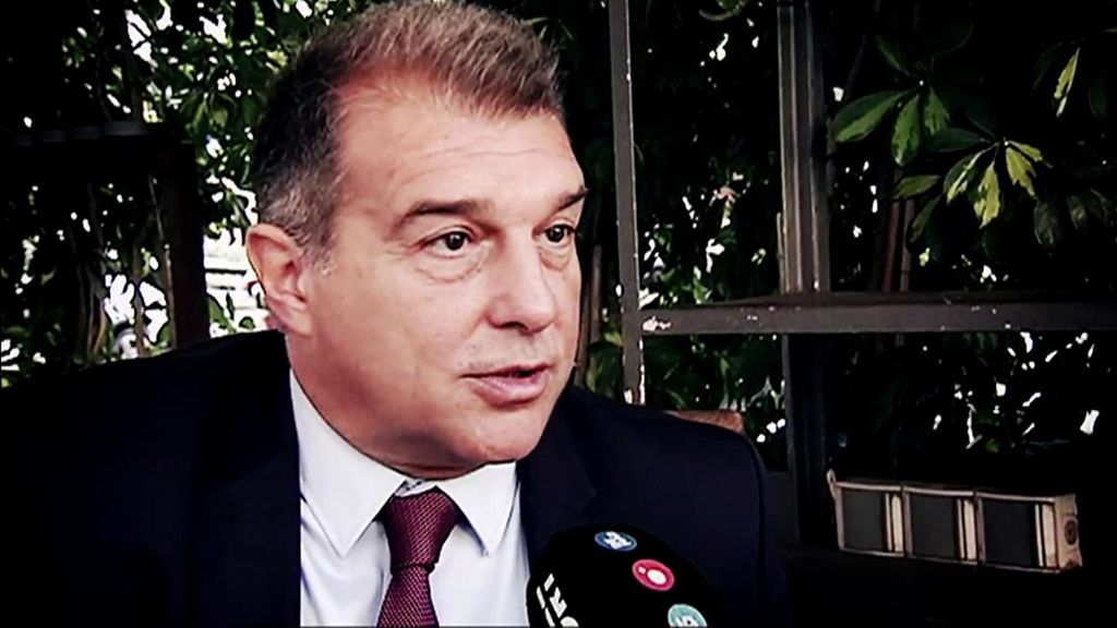 Laporta defiende a Piqué en Deportes Cuatro: “Es injustificable que le den palos” Laporta defiende a Piqué en Deportes Cuatro: “Es injustificable que le den palos”