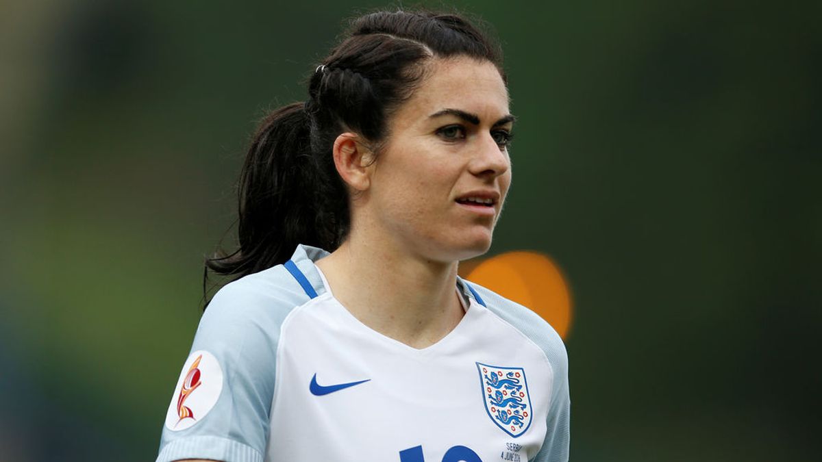 Karen Carney, futbolista del Chelsea, denuncia en redes sociales amenazas de violación y de muerte Karen Carney, futbolista del Chelsea, denuncia en redes sociales amenazas de violación y de muerte