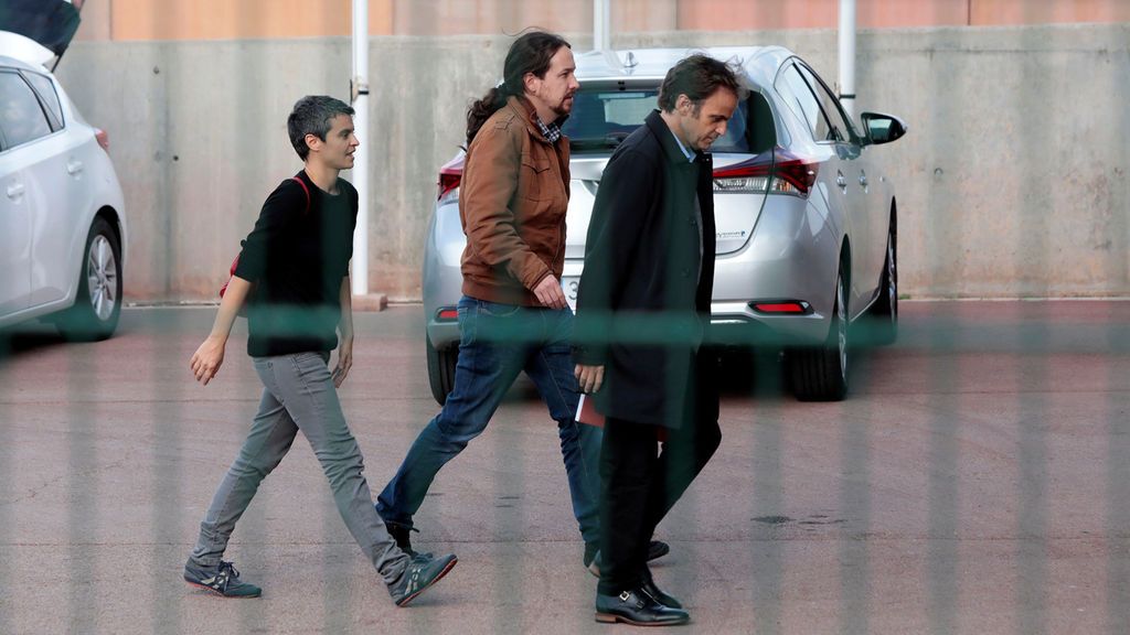 Pablo Iglesias retoma la ronda de contactos en la cárcel de Lledoners y ya está reunido con Junqueras