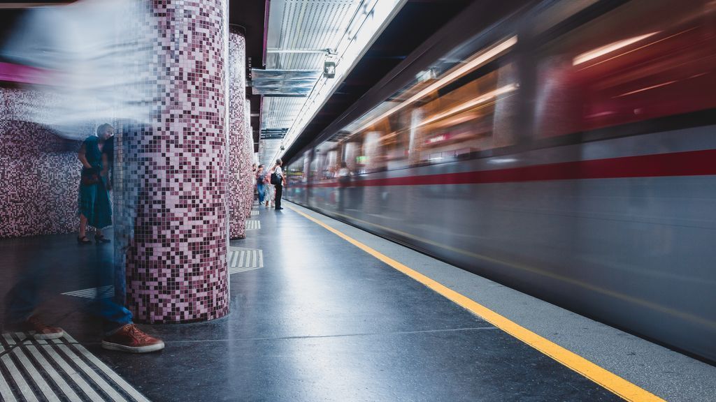 Un joven muere tras explotar una máquina de billetes en una estación de Alemania Un joven muere tras explotar una máquina de billetes en una estación de Alemania
