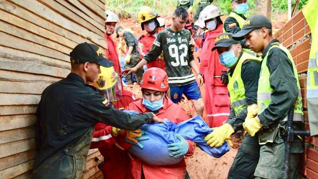 Mueren nueve personas, entre ellos cinco niños  en los corrimientos de tierra en Colombia