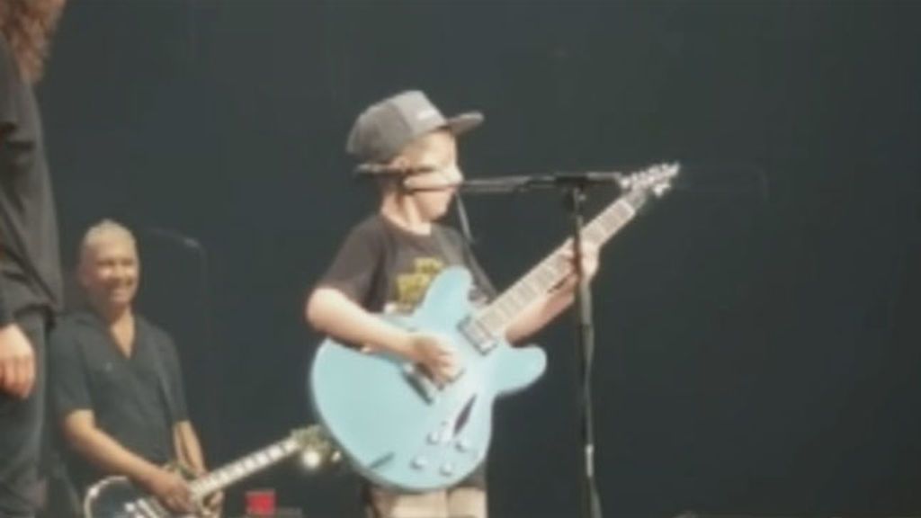 Un niño de 10 años se convierte en el gran protagonista del concierto de los Foo Fighter