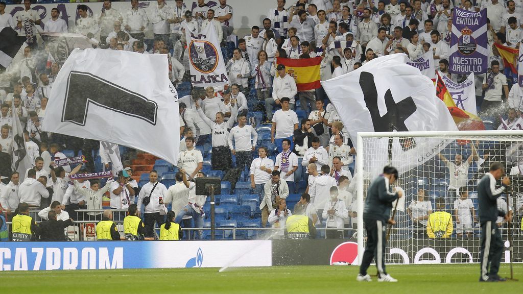 El Bernabéu no lo ve claro: victoria pero volvieron los pitos al equipo El Bernabéu no lo ve claro: victoria pero volvieron los pitos al equipo