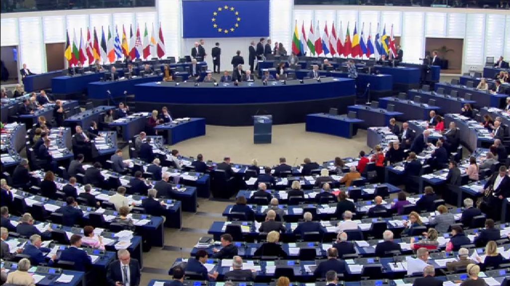 El Parlamento Europeo insta al Gobierno a ilegalizar la fundación Francisco Franco