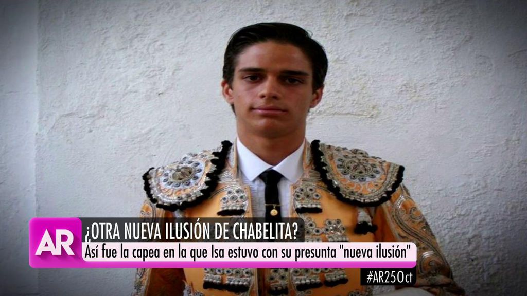 Es novillero y tiene 20 años: Así es Carlos, el nuevo 'amigo' de Isa Pantoja