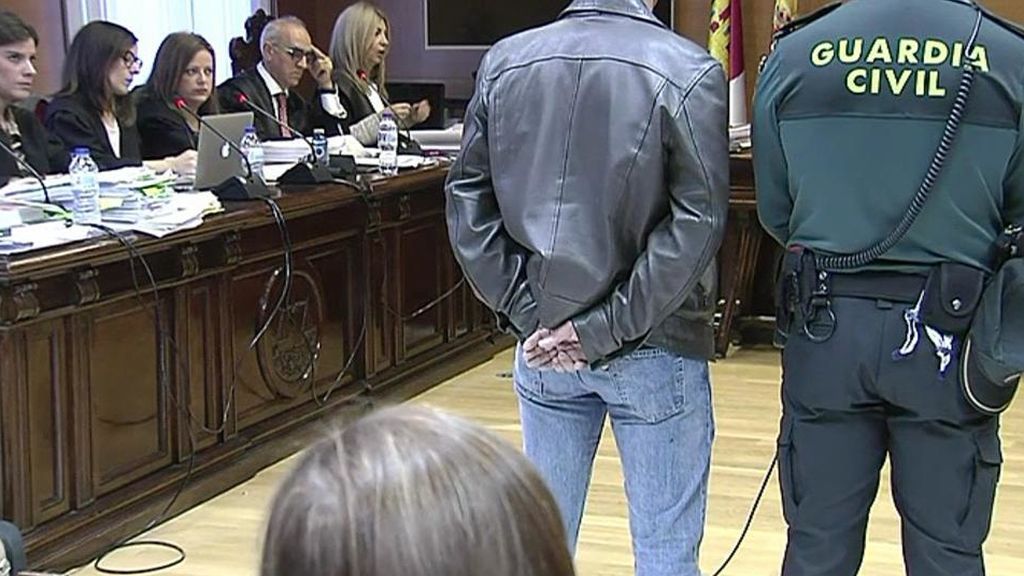 “Pensamos que las bolsas eran de basura pero al abrirla vimos un torso con ropa vaquera”