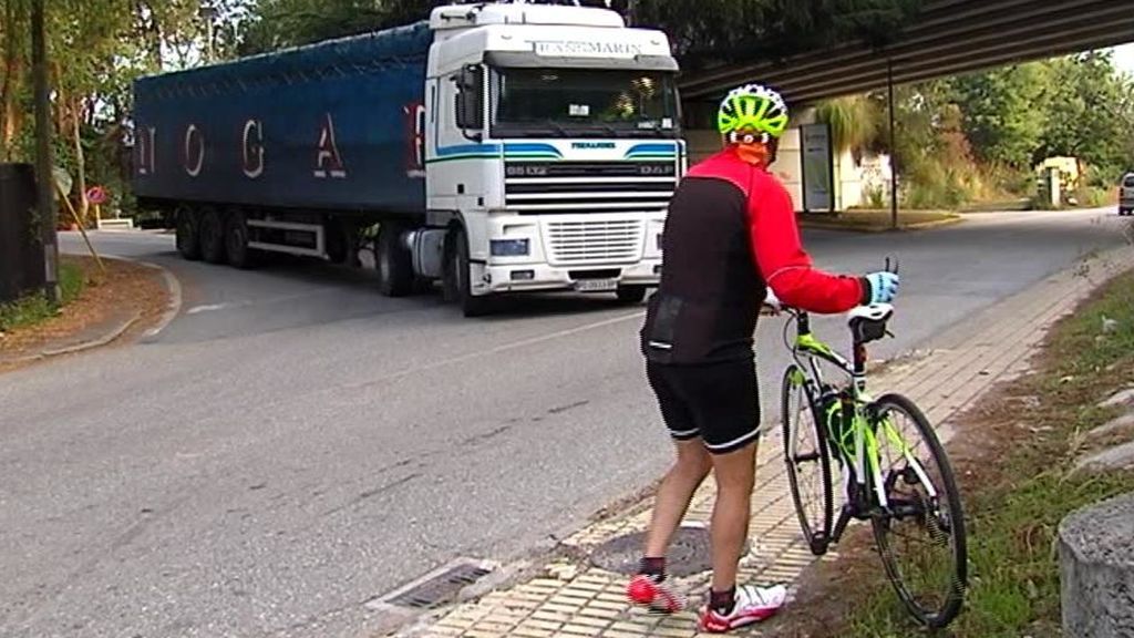 "Estoy vivo de milagro, porque llevaba el casco": Aún colea la pelea entre el camionero y los ciclistas